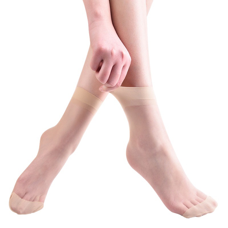 Diez pares de medias cortas de verano de las mujeres delgadas transparentes anti-enganche calcetines de cristal Calcetines antideslizantes medias de acero de color carne media pantorrilla
