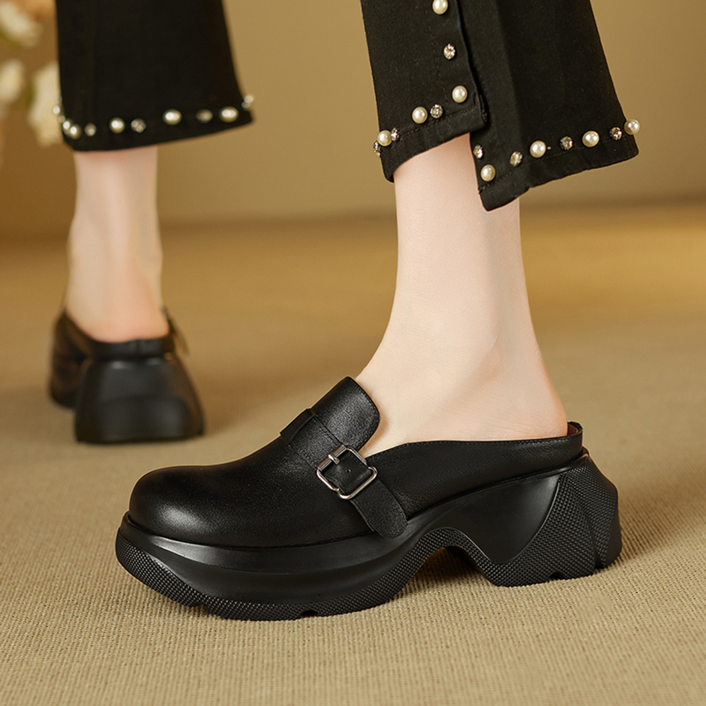 Dép sandal nữ mũi nhọn da bò thật đế dày gót cao 7 cm — đen