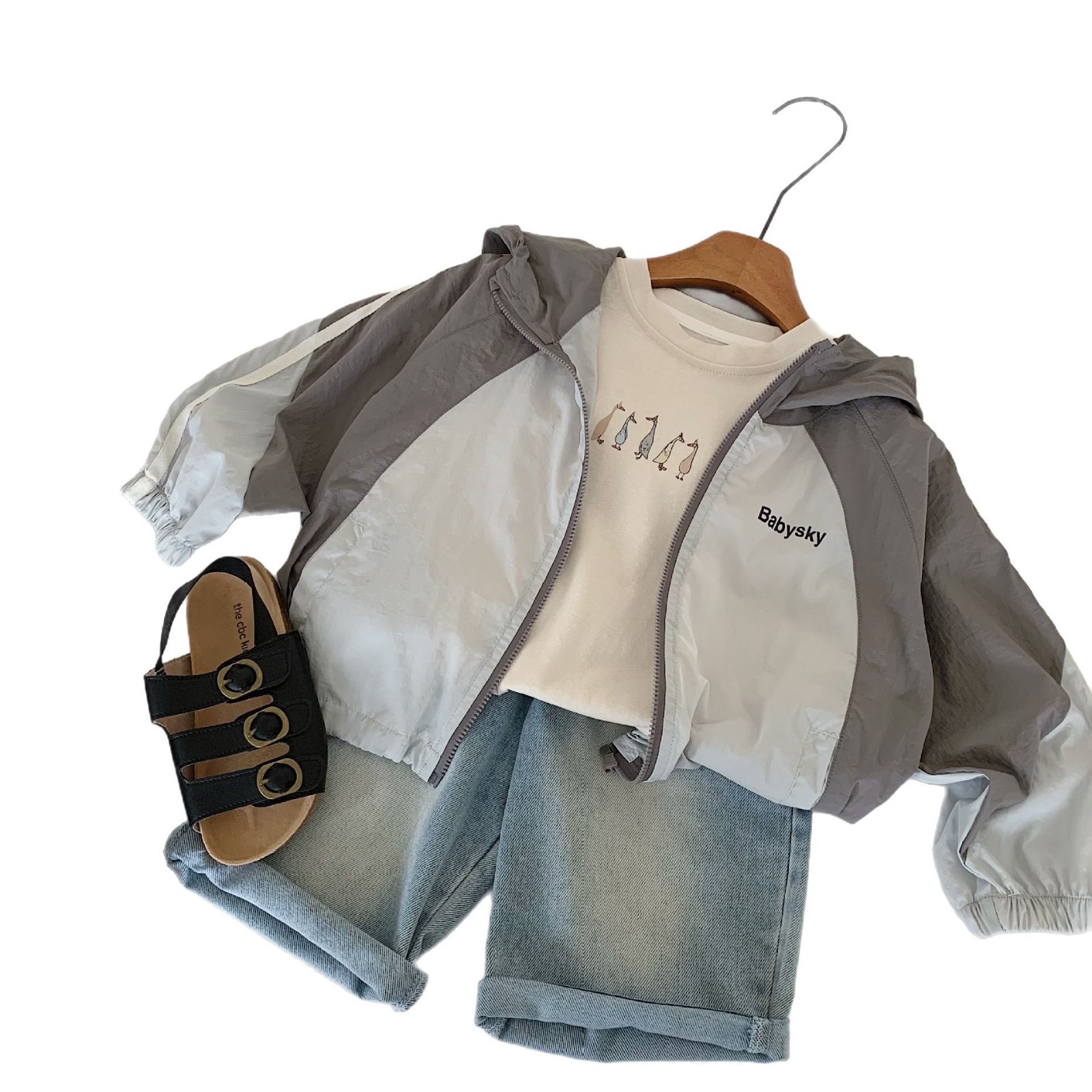 Ropa de protección solar para niños Maibao 2025 verano nuevo estilo coreano ropa de piel fina para niños y niñas chaqueta al aire libre para bebés marea