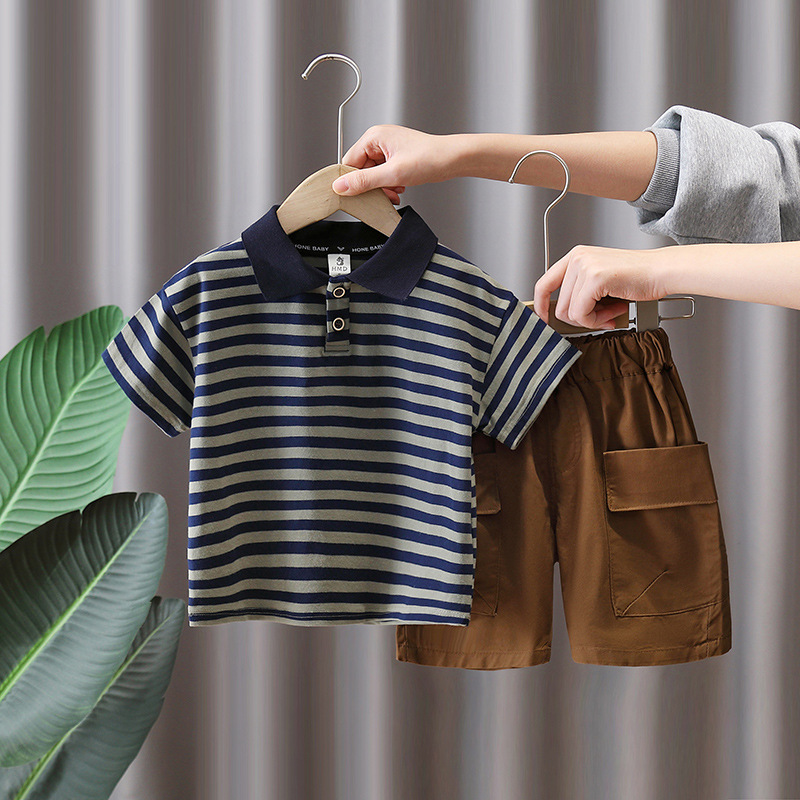 7136 traje de camisa POLO a rayas para niños verano 2025 nueva ropa de verano para niños camiseta pantalones cortos de dos piezas