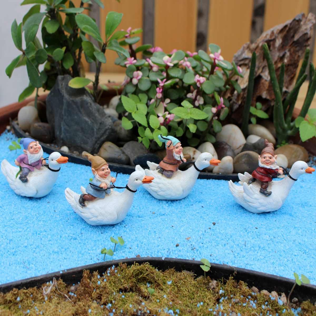 Garden Villa Landscape Decoration Outdoor Animal Sculpture Ornaments Simulation Riding Duck Dwarf Crafts Ornaments Now