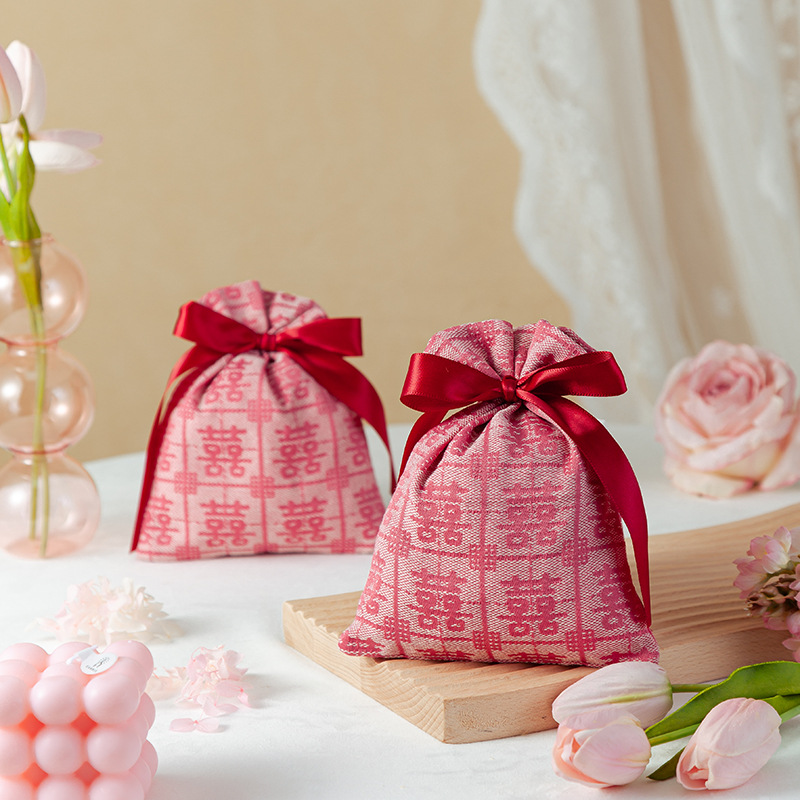 Boda nuevo estilo nicho estilo nacional Xi carácter bolsa de caramelo boda china sensación de mano caja de regalo boda caramelo caja de dulces