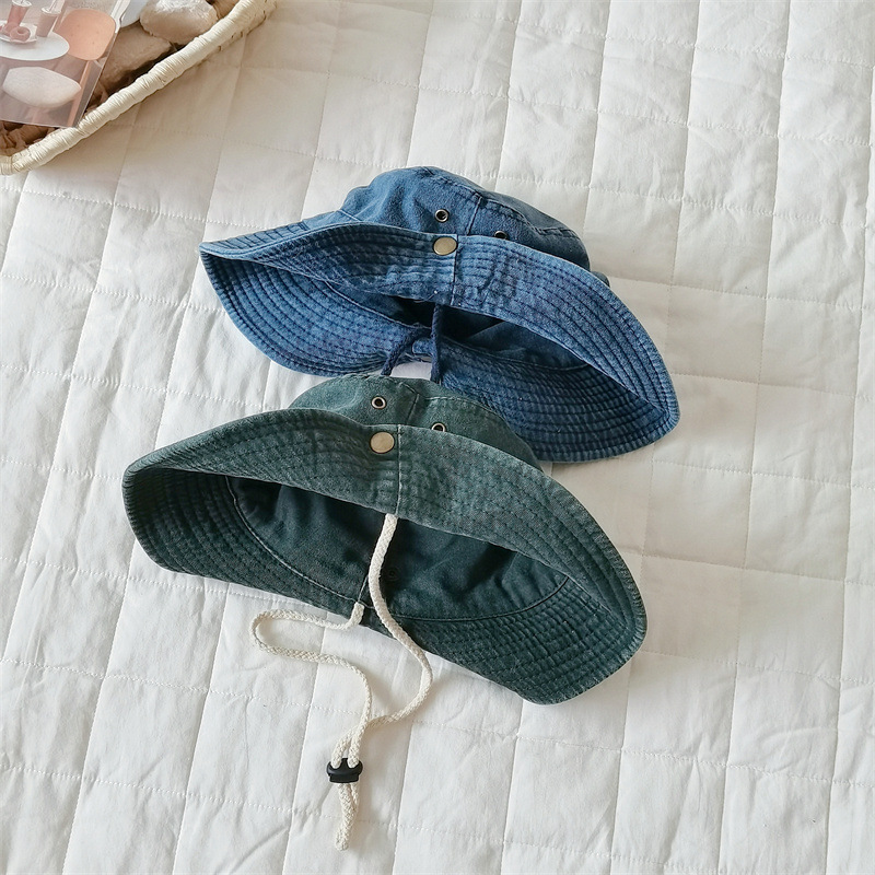 子供用デニムのつばをひっくり返した漁師の帽子春と秋のアウトドア登山の日よけの帽子の中の大きい子供の西部のカウボーイの帽子の卸売り|undefined