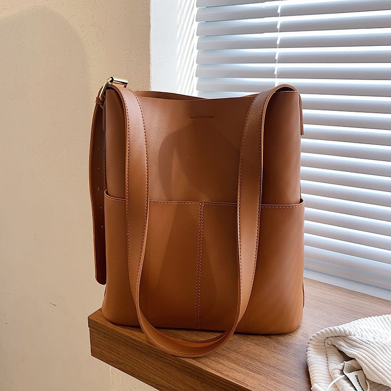 Elegant Women's Shoulder Bag High Capacity Versatile Bucket Bag_voghion.com