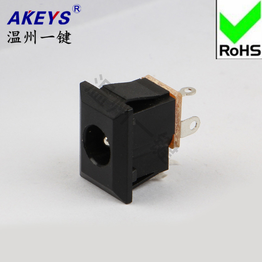 DC-069  DC直插式电源插座 DC直流接口 内径6.4MM3脚2.1针