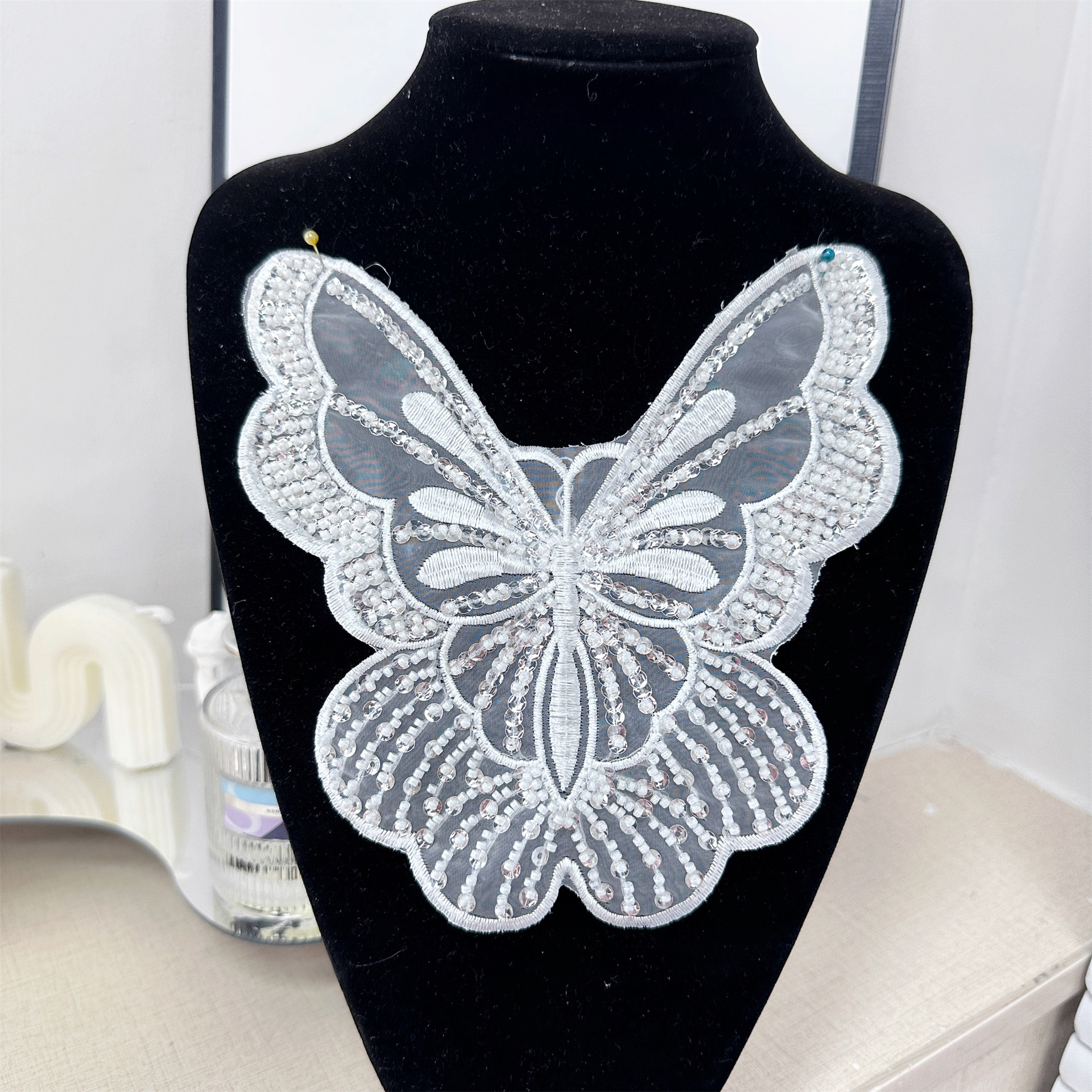 Nuevo bordado con cuentas de encaje mariposa grande pegatinas de tela DIY vestido de novia falda parche pegatinas calcomanías Accesorios image 3