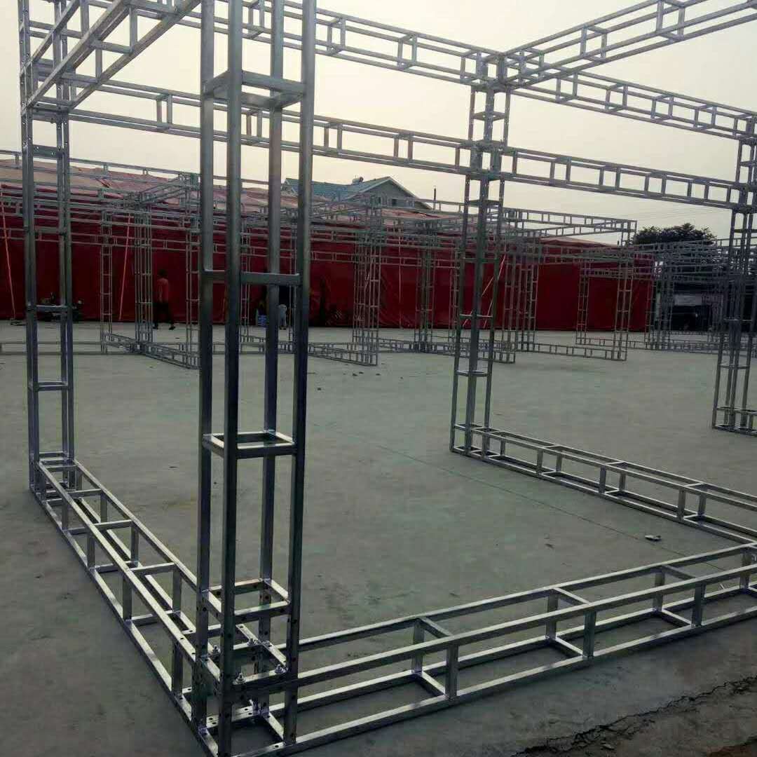 9178242906_985502911