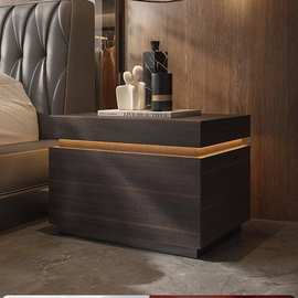 SRKYQ-M8026#卧室床头柜意式极简设计师新款烟熏色带灯