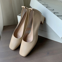 �R����ɫͨ�ڜ\�چ�Ь���m���и��^��ţƤ���^�ٴ��ļ���ƤŮЬ