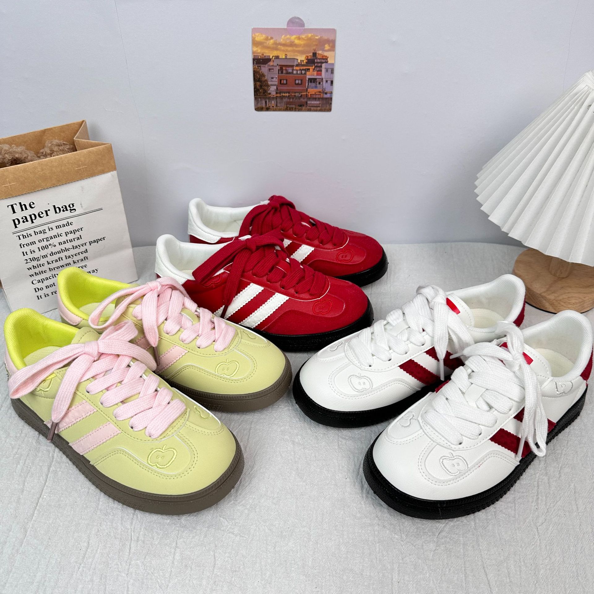 2025 primavera nuevas zapatillas de deporte de todo fósforo estudiantes zapatos de lona coreanos de corte bajo Harajuku zapatos blancos pequeños de nicho Yuanbo 6006