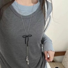 芭蕾风蝴蝶结舞鞋吊坠项链女Y2K小众设计甜美卫衣链可调节毛衣链