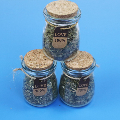 Manufacturer of Catnip Bottles, Catnip Powder, Dried Herbs, Digestive Aid, Hairball Control, Cat Snacks, Wholesale