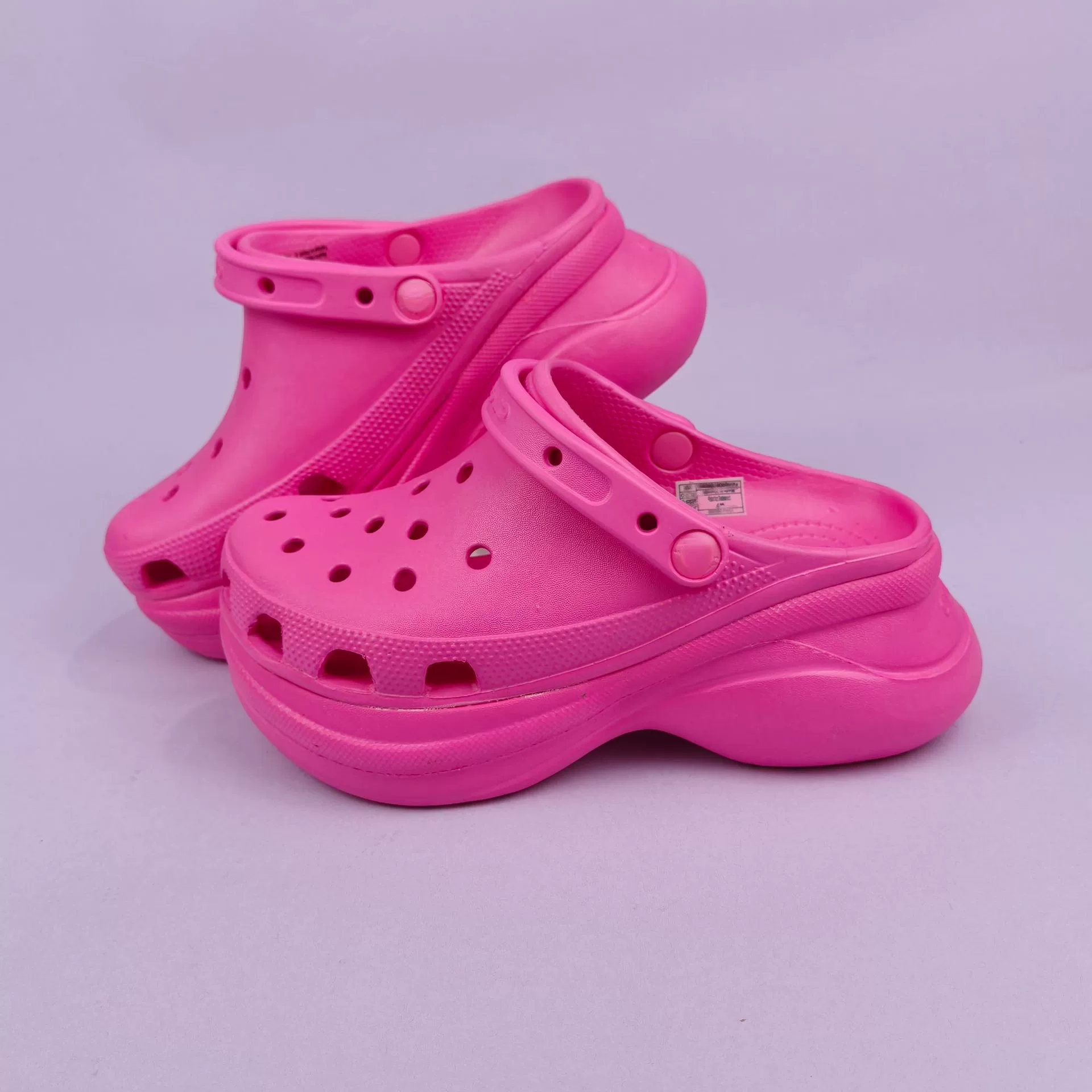 Сабо Cross Whale. Женские нескользящие сандалии с закрытым носком на толстой подошве, увеличивающие рост. Пляжная обувь в стиле знаменитостей. Тапочки оптом.