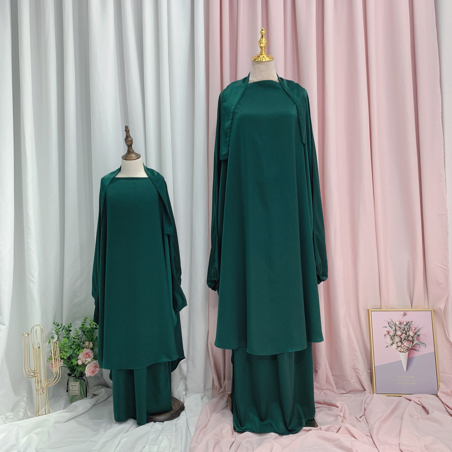 Vestidos familiares a juego de color sólido con dobladillo amplio Loriya 2022 LR485-LR486