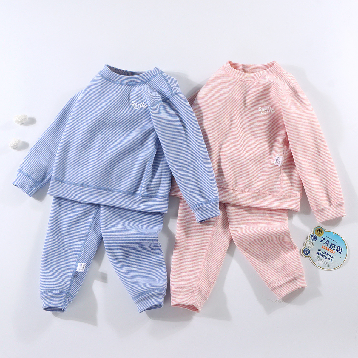 Pijamas de terciopelo de otoño e invierno para niños, traje cálido de terciopelo Oli colorido deshuesado para bebés, ropa de otoño gruesa para niños de mediana edad, pantalones largos