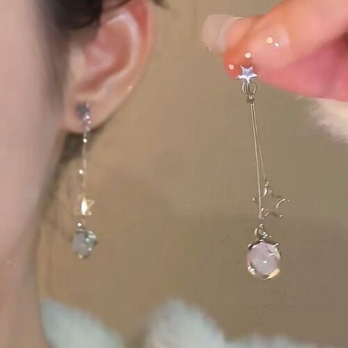 Elegant and Unique Long Flowing Tassel Ear Clips with Cat-Eye Star Diamond Earrings, Cold-Aesthetic and Refined, Suitable for Minimalist Style