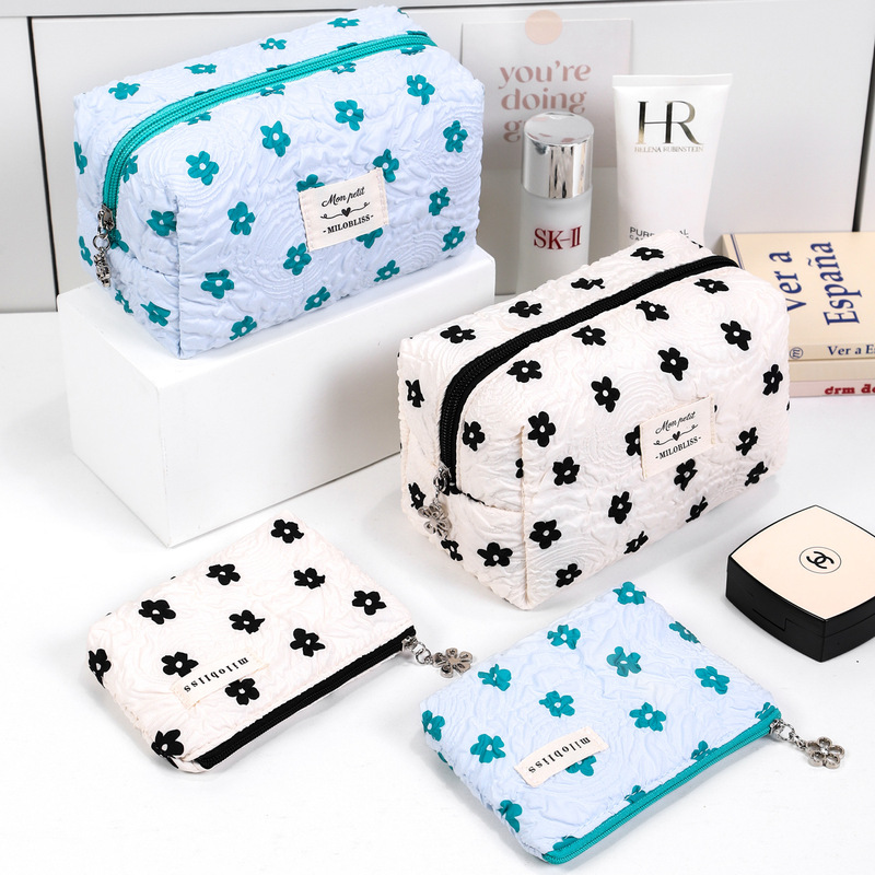 Cross-Border High-End Small Flower Cosmetic Bag Niche Design Portable Storage Bag High-Value Ins Style Cute Cosmetic Bag