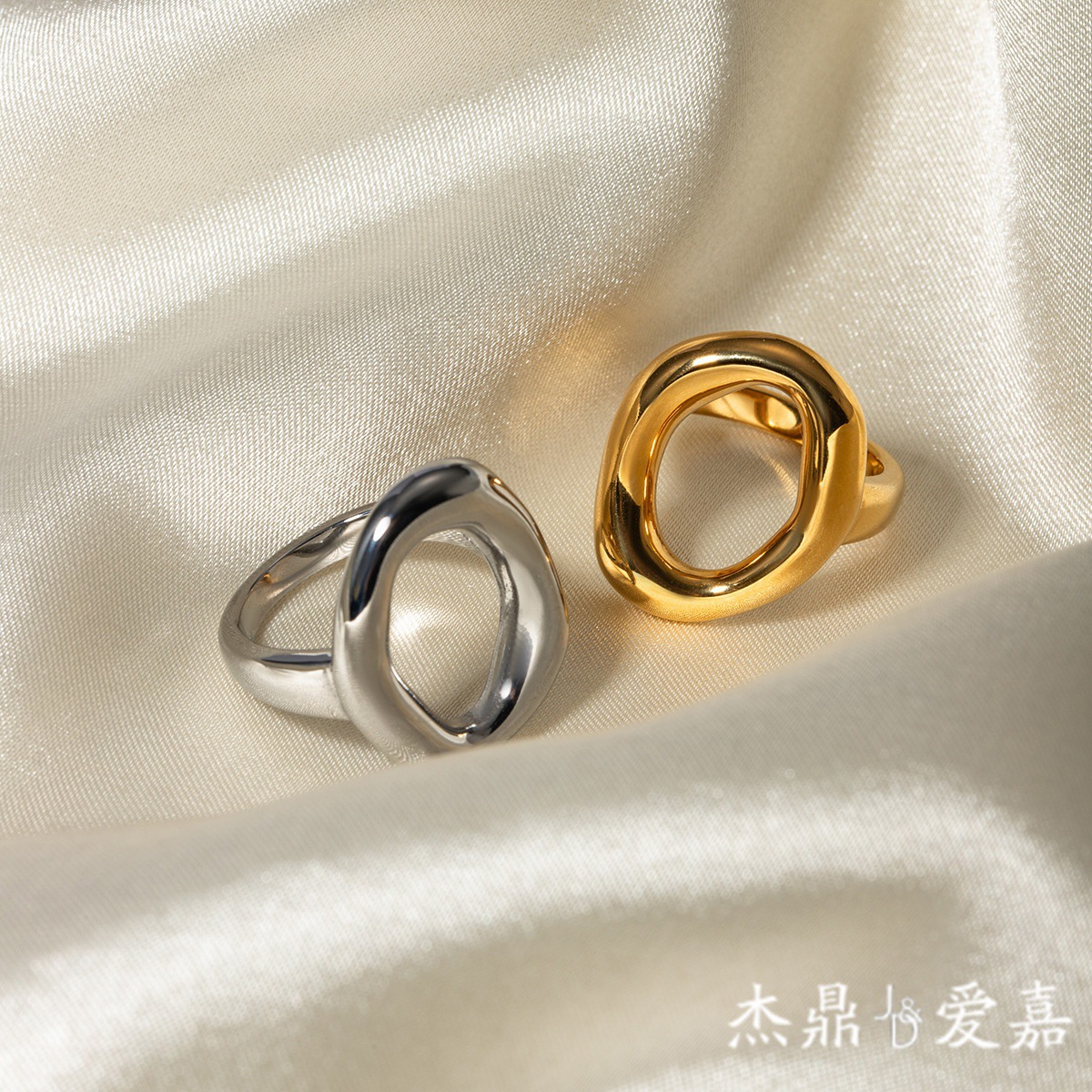Ins estilo explosivo transfronterizo europeo y americano 18k oro acero inoxidable ovalado anillo hueco moda personalidad simple anillo geométrico mujer
