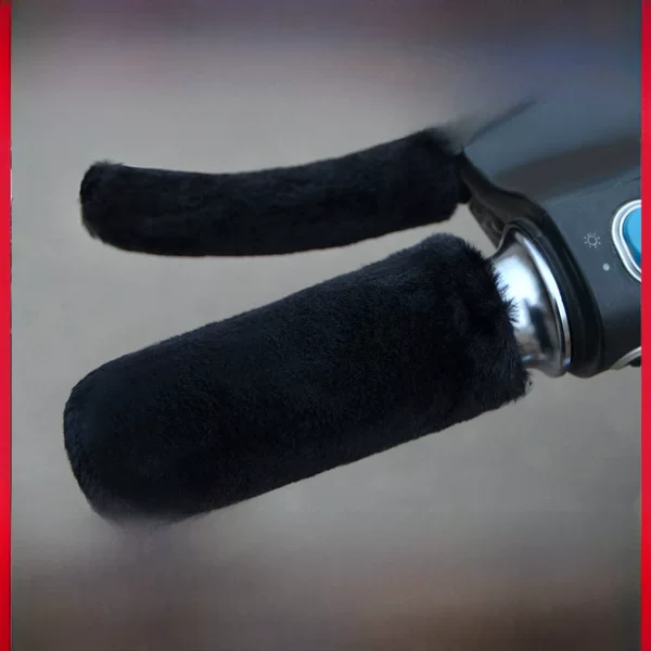 New winter imitation plush electric car motorcycle handle cover hand guard non-slip handle cover warm three-wheel plush handle cover universal