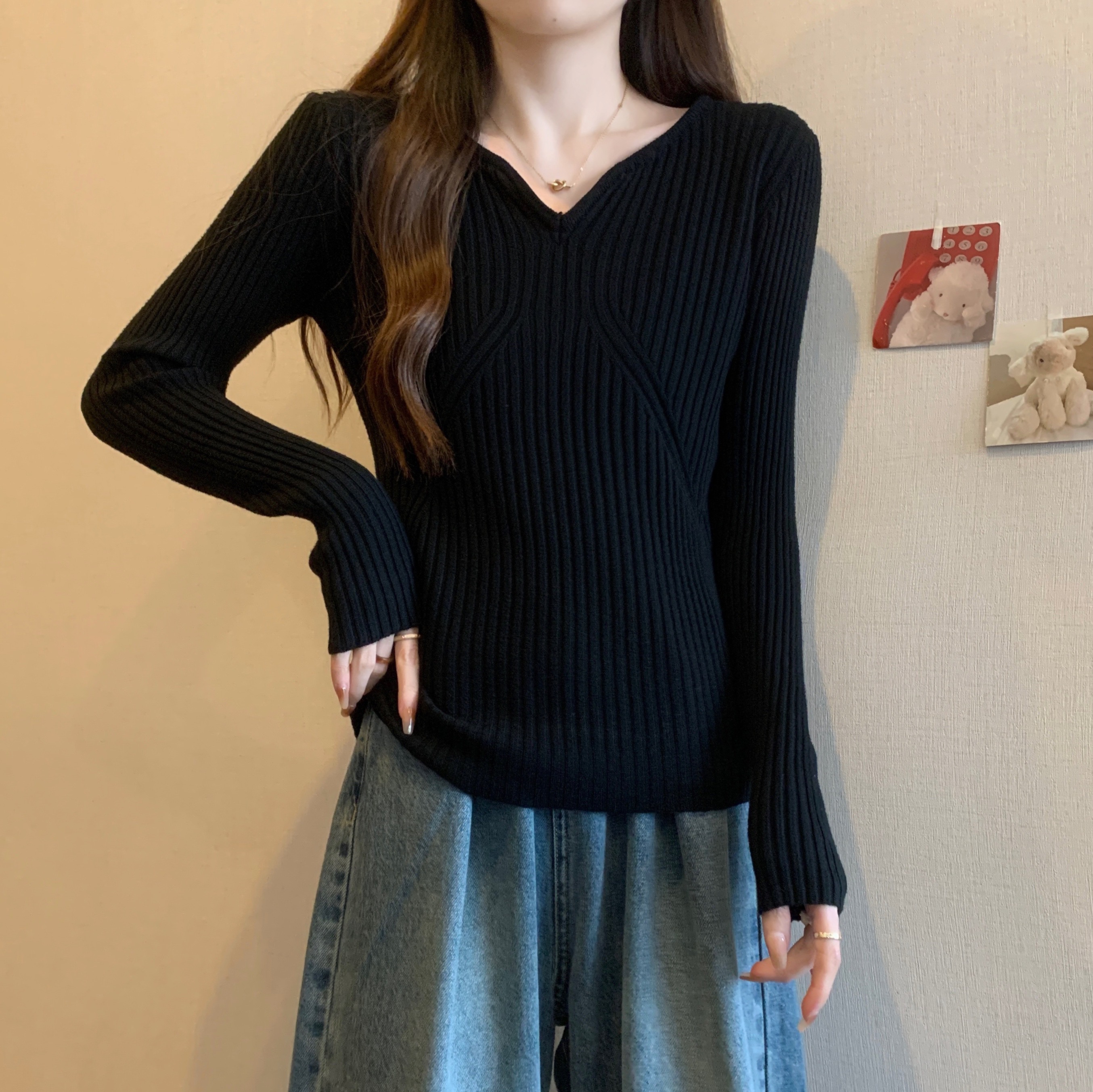 기모 두꺼운 V 넥 니트베이스 셔츠 여성용 가을과 겨울 웨스턴 스타일 내부 스웨터 플러스 사이즈 통통녀 따뜻한 슬림 탑