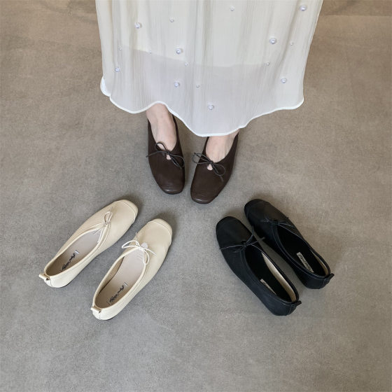 Retro Style Shallow Mouth Flat Shoes Women's Commuter Bow Ballet Shoes Soft Leather Soft Sole Milk Shoes