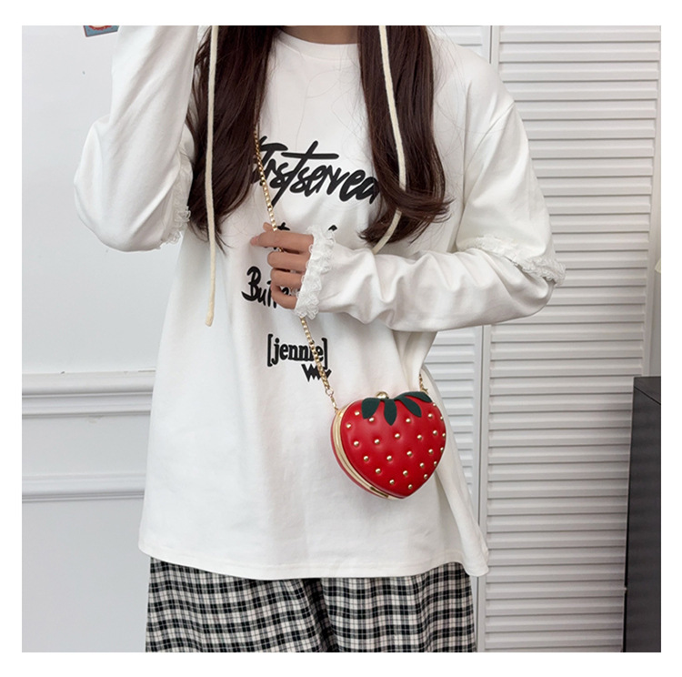 Single Shoulder Strap Strap Type Crossbody Bag Bags Type Women's Medium Pu Leather Strawberry Cute Rivet Round Clasp Frame Crossbody Bag