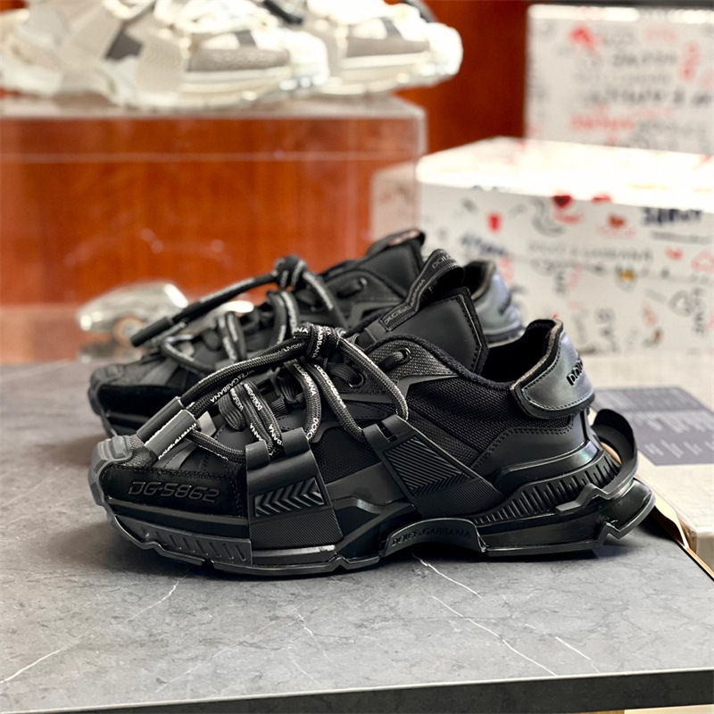 2023 High Ding European Station, punta redonda, suela gruesa, cordones, zapatos deportivos y casuales a juego para mujer, versión coreana de los zapatos de papá de todo fósforo, DG de moda