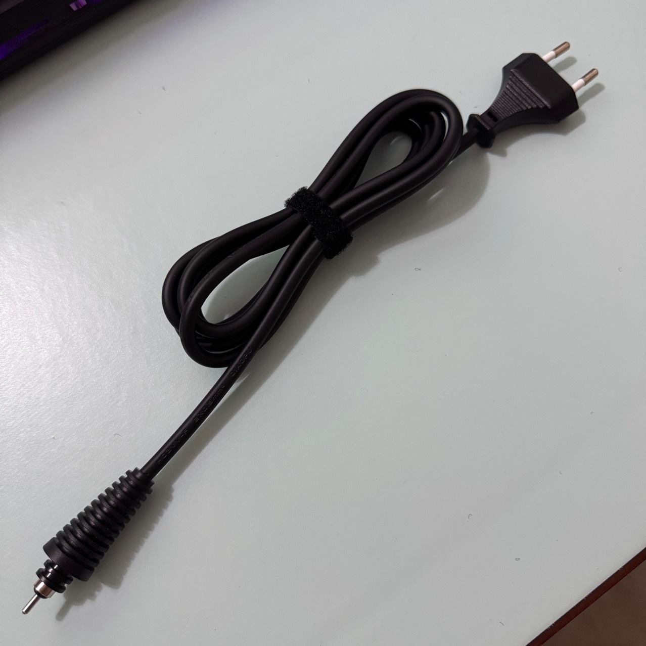 欧规卷发棒电源线插头，直发器吹风梳旋转插，直头转尾