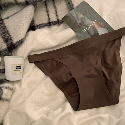 European and American seamless underwear for women's sports fitness yoga cotton sexy low-waist T-pants ice silk women's briefs