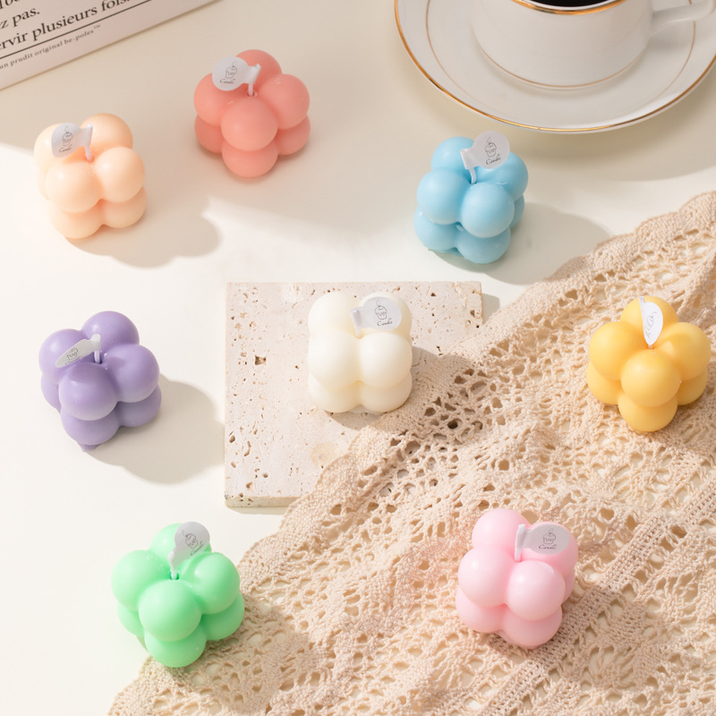 Pequeño cubo Rubik al por mayor regalos de cumpleaños para chicas damas de honor caseras creativas transfronterizas regalos de mano a baja temperatura