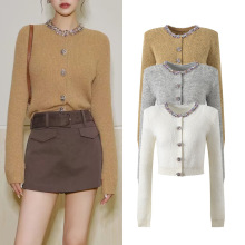 2025秋冬新款轻奢彩色钻饰圆领气质时尚显瘦百搭短款针织开衫外套