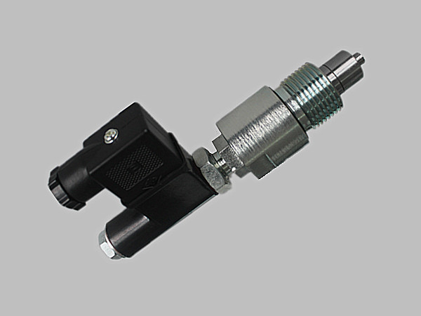 IW9-03-01位移传感器