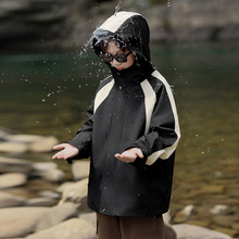 男童冲锋衣三合一外套2025新款儿童夹克上衣中大童春秋连帽童装潮