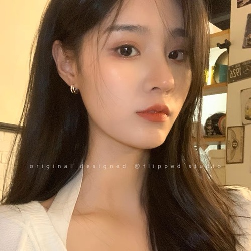 Sleeping does not need to take off the plain circle ear studs, women's circle earrings, versatile cool geometric earrings, double ring stackable stud earrings 