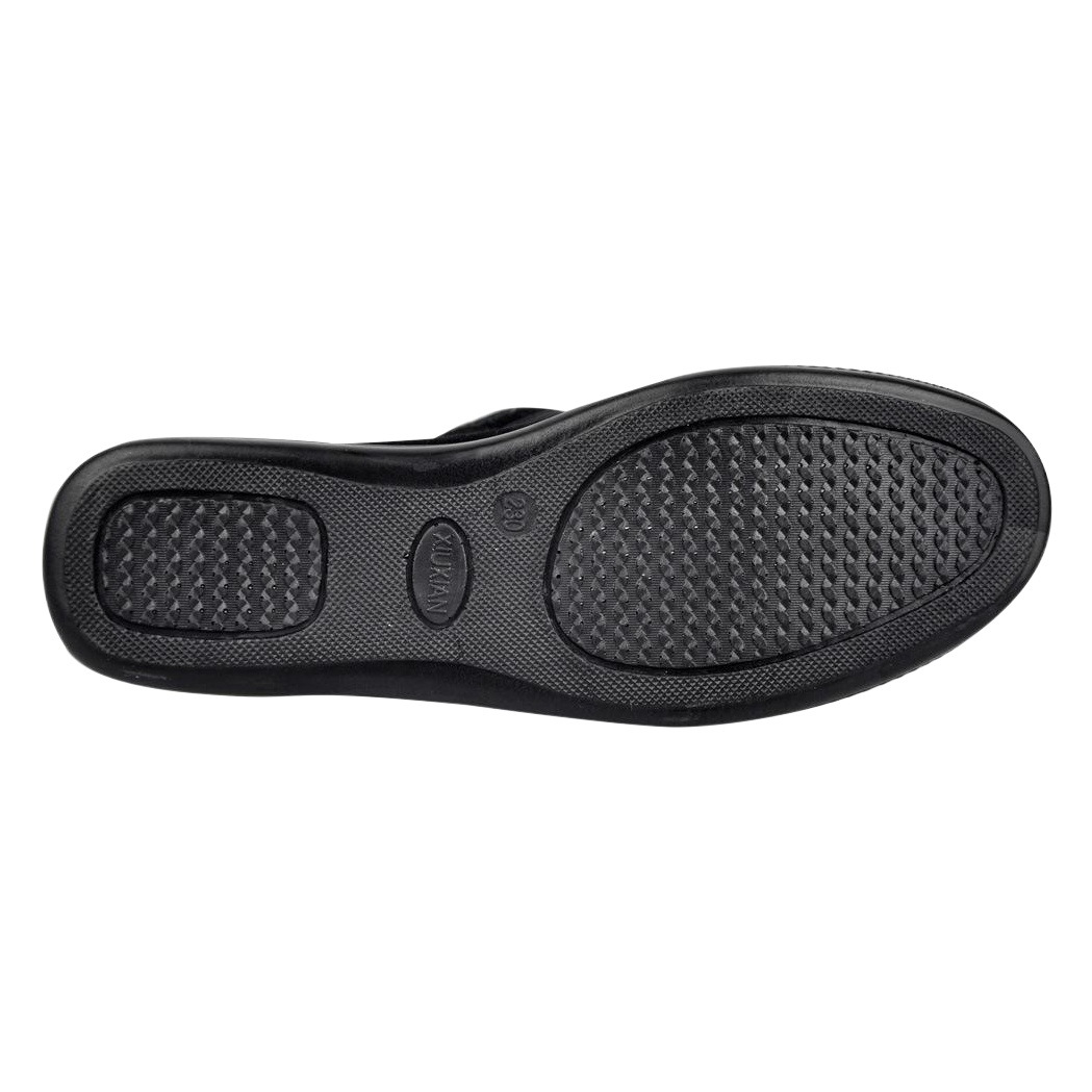 Wholesale manufacturers real people old Beijing cloth shoes women's shoes hotel supermarket black work shoes dance shoes mother shoes