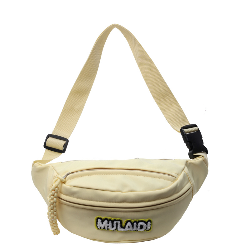 Bolso de verano para mujeres 2024 nueva moda versátil bolso de pecho casual nicho deportivo fresco bolso de hombro único