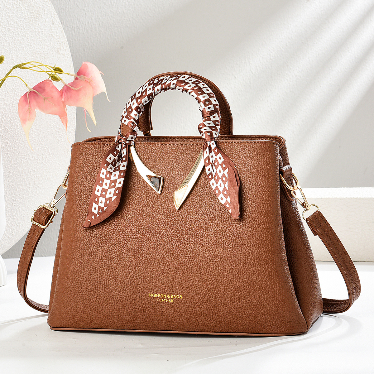 Bolsos mujer 2025 nuevo bolso de mujer bolso de mensajero de hombro todo fósforo bolso de mujer