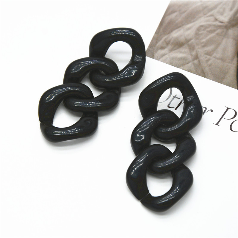 Oversized Sculptural Clear Acrylic Clip-on Earrings Modern Design_voghion.com