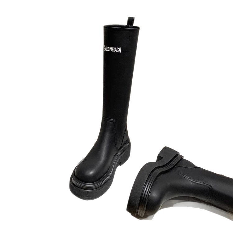 Botas de mujer gorda MM piernas gruesas 2026 otoño y invierno nuevas letras mate botas de caballero de tamaño grande