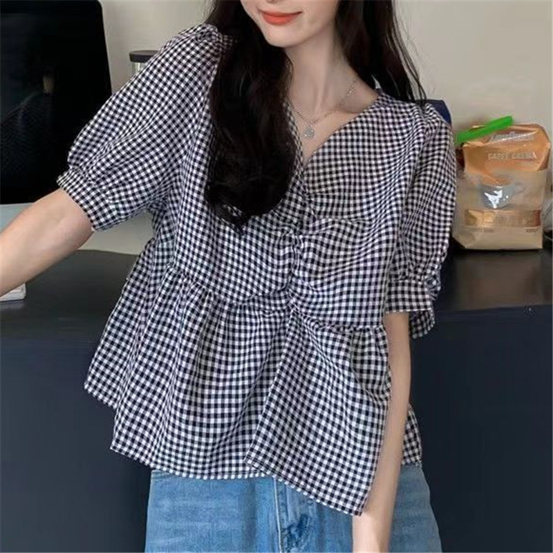 Japan's Rakuten New V-Neck Plaid Shirt for Women, Summer Puff Sleeve Design, Slimming and Belly-Covering Short-Sleeved Top Japan's Rakuten New V-Neck Plaid Shirt for Women, Summer Puff Sleeve Design, Slimming and Belly-Covering Short-Sleeved Top