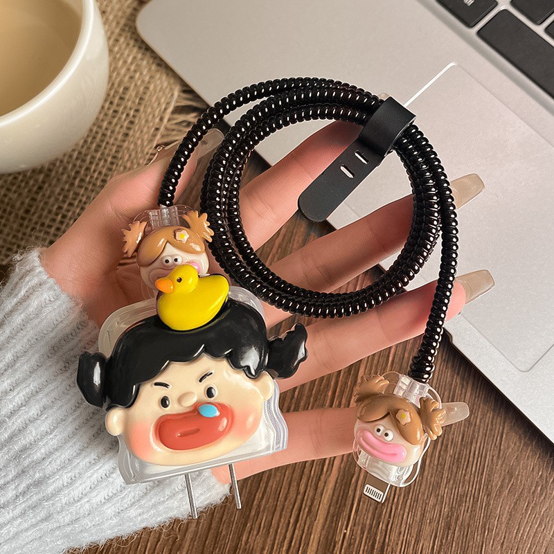 【Ugly-Cute Girl】Funda para teléfono + Cordón + Protector de cable