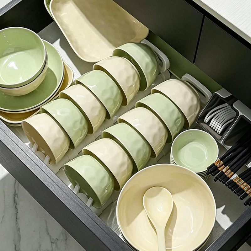 2026 New Model Underglaze Colored French Cream-Style Ceramic Bowl and Plate Set for Home Use, High Aesthetic Value, Simple Soup Bowl