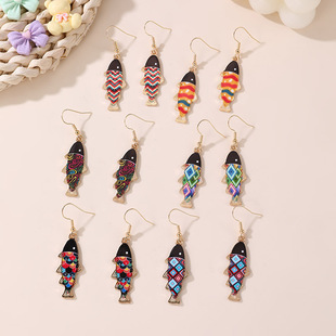Cross-Border European and American Small Fish Pendant Girls' Earrings Ocean Season Alloy Oil Drop Printing Small Fish Pendant Animal Women's Earrings