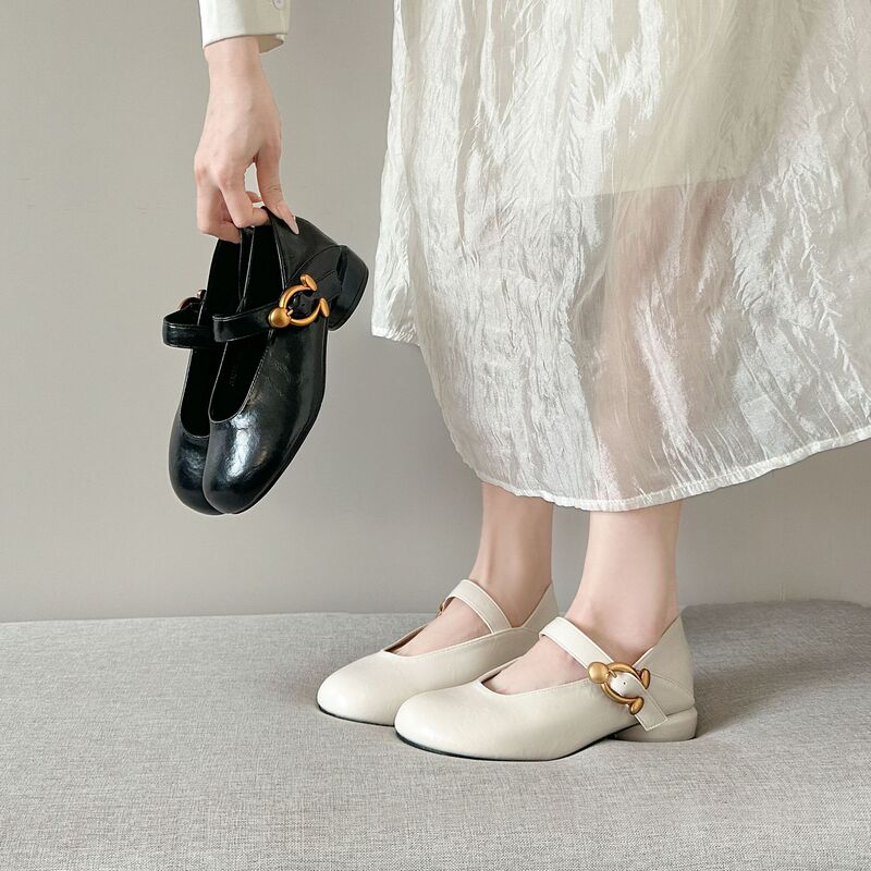 Wide and Extra-Large Women's Shoes for Wide Feet, 2026 Spring New Round Heel Shallow Mary Jane Shoes with Buckle and Single Strap