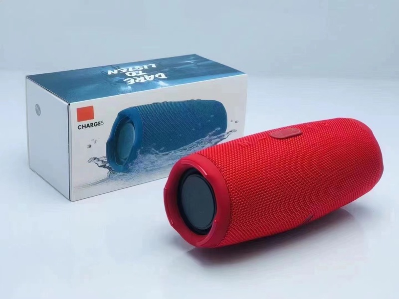 Charge5は波打5世代無線bluetoothスピーカーの屋外携帯型カードの重いサブウーファ音響に適しています。|undefined