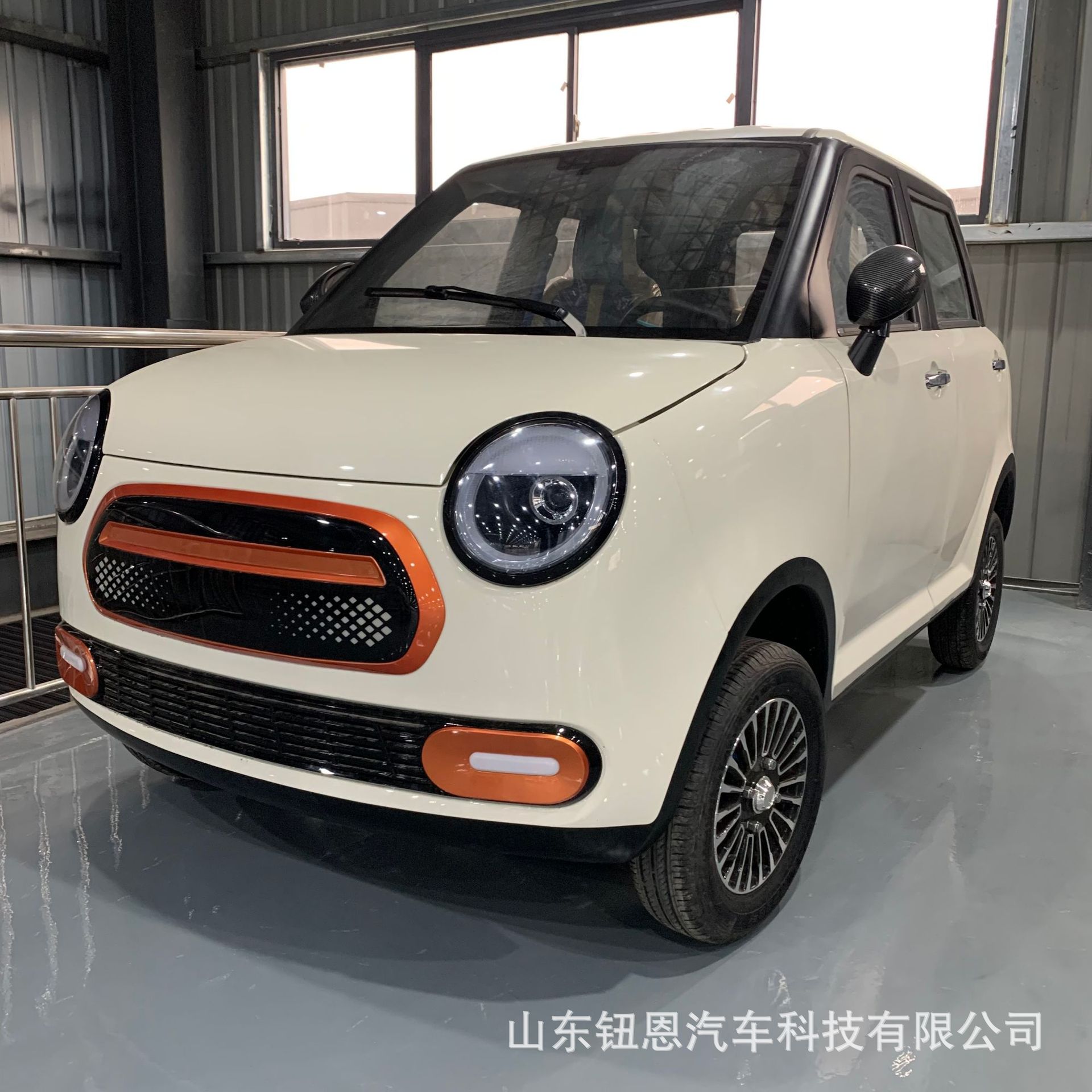Sedan-Style Dual-Fuel Electric Four-Wheeler, Mobility Electric Vehicle, Electric Motorcycle, Cross-Border Exclusive Supply of 60V Lithium Battery Four-Wheeler