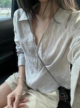 高智感亚麻条纹衬衫带拉链法式短款小上衣日系慵懒松弛感穿搭2025