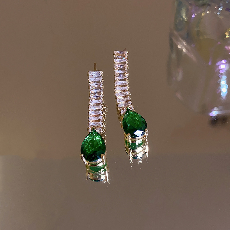 Collar de cristal artificial amarillo ahumado conjunto de pendientes con incrustaciones de diamantes, gota de agua, clavícula, diseño de personalidad de moda, joyería de alta gama