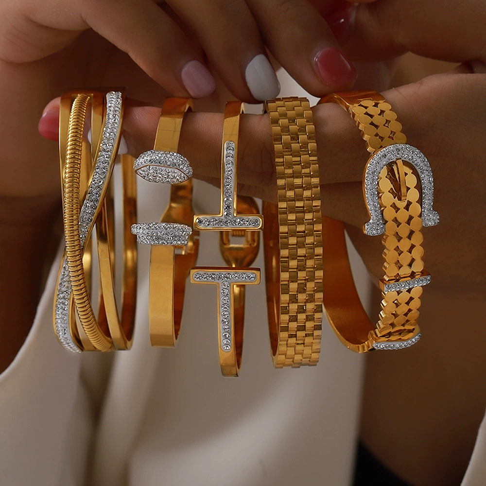 Watch strap stainless steel, creative design bracelet, decorations, European style, high-quality style