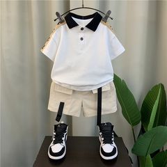 男の子サマースーツ、新しいスタイル、ベビーサマーカラー半袖子供服、子供用クールでハンサムな2点セット